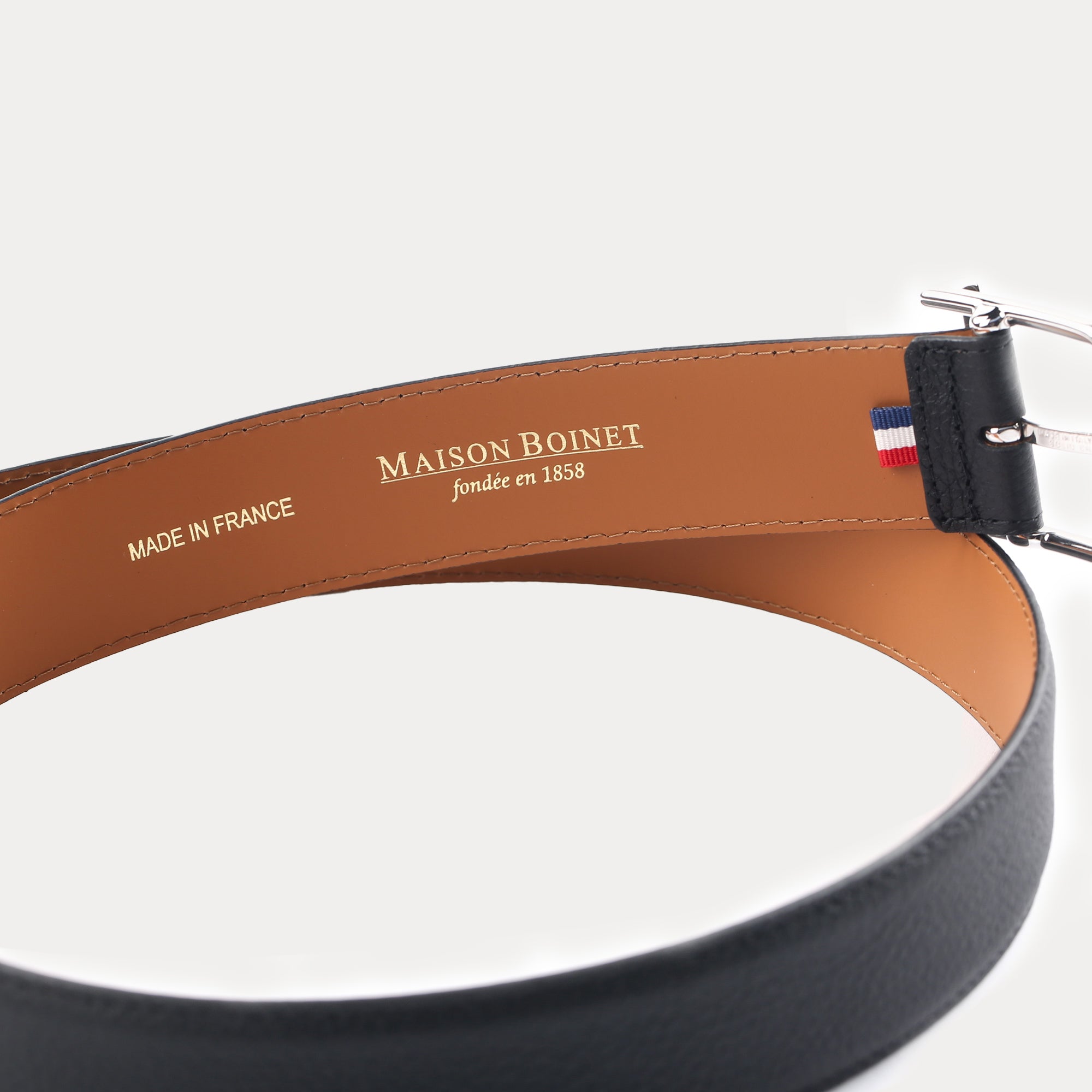 Victor Black belt with beige stitching • Maison Boinet