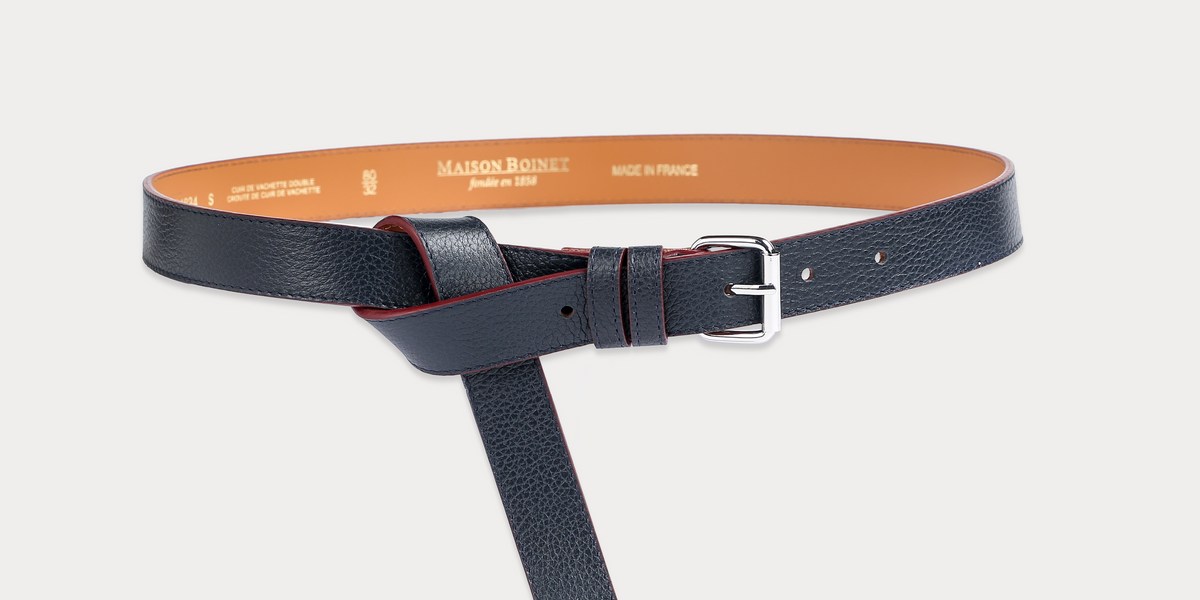 Laurie Navy Belt Contrasting Burgundy Dye • Maison Boinet